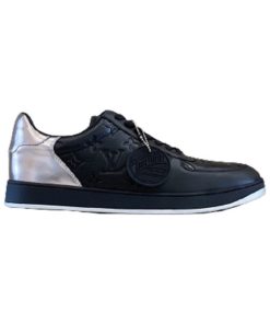 LOUIS VUITTON RIVOLI SNEAKER - LSVT139