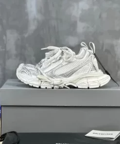 BALENCIAGA 3XL SNEAKER - BB165