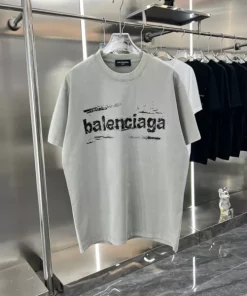 Balenciaga T-shirt - BBS119