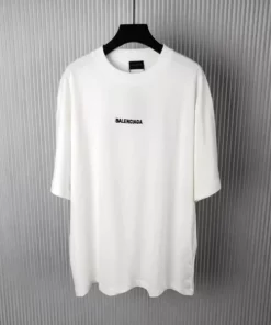 Balenciaga T-shirt - BBS121