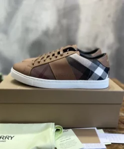 BURBERRY LEATHER AND CHECK COTTON SNEAKERS - BBR125