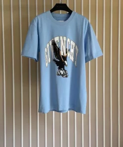 Givenchy T-shirt - GVS49