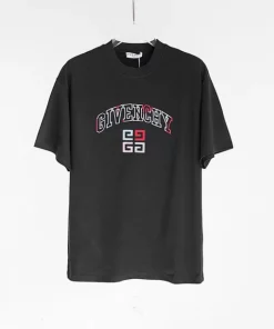 Givenchy T-shirt - GVS76