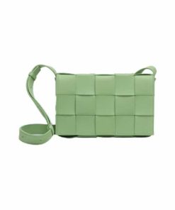 BOTTEGA VENETA WOMEN'S CASSETTE IN PISTACHIO - WBV10