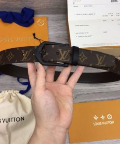 LOUIS VUITTON BELT - B075