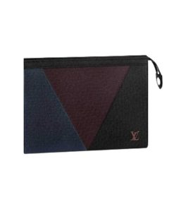 LOUIS VUITTON POCHETTE VOYAGE MM TAIGA LEATHER M30718