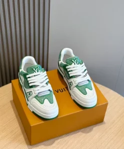 LOUIS VUITTON SNEAKER – LSVT326