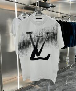 Louis Vuitton T-shirt - LSVT0174