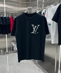 Louis Vuitton T-shirt - LSVT0241