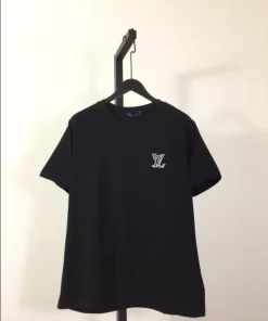 Louis Vuitton T-shirt - LSVT0247