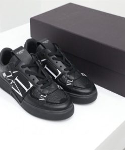 LOW-TOP CALFSKIN VL7N SNEAKER WITH BANDS - VLS029