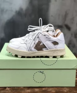 Off-White Mountain Cleats Sneakers - OFF67