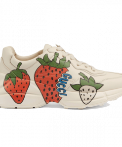 GUCCI RHYTON SNEAKER WITH STRAWBERRY