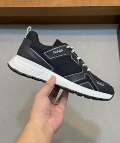 PRADA SNEAKERS - PRD050