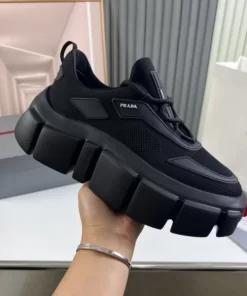 PRADA SNEAKERS - PRD075