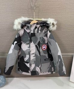 Canada Goose - CG008