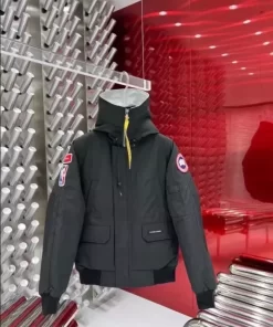 Canada Goose Jackets - CG064