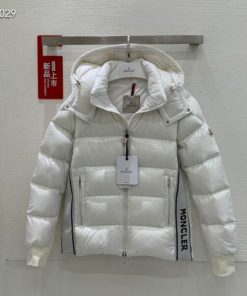 Moncler Coat - MC014