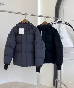 Moncler Coat - MC016