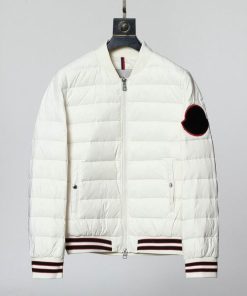 Moncler Coat - MC040