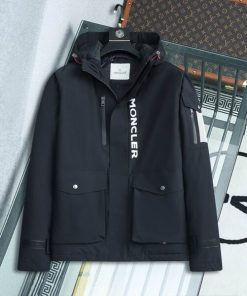 Moncler Coat - MC055