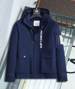 Moncler Coat - MC056