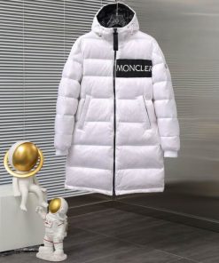 Moncler Coat - MC059